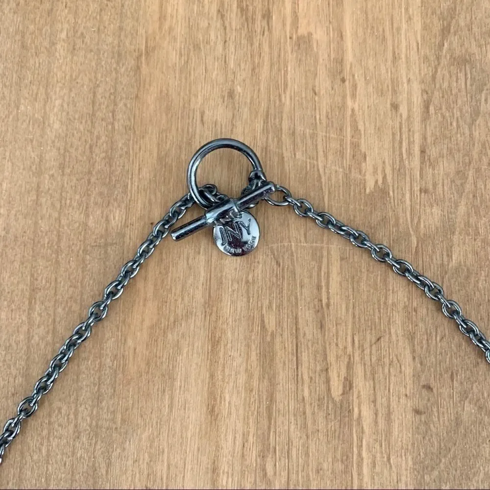 Jones New York necklace